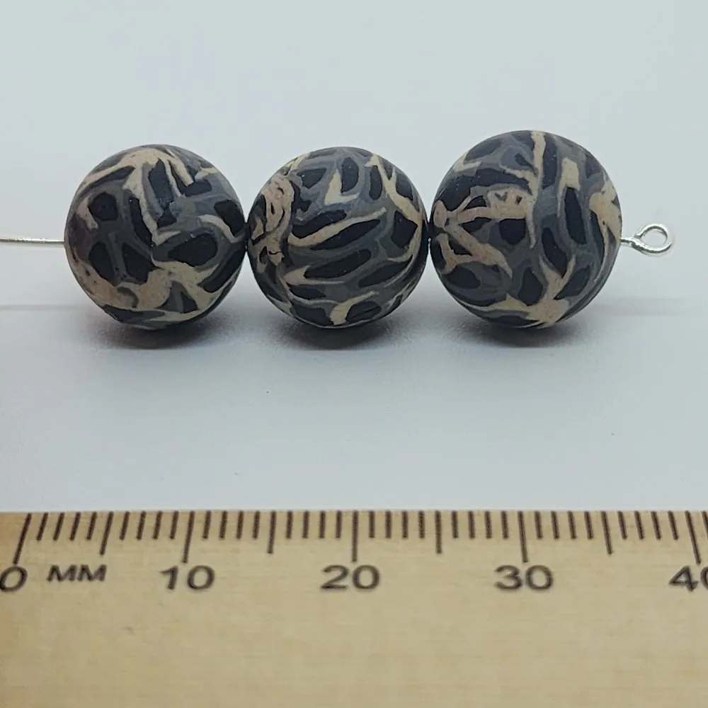 12mm Round Fimo Beads (10) - Grey Animal Print