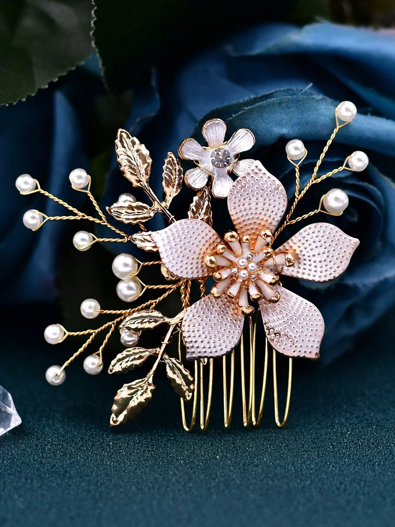 Bridal Hair Comb Gold-Tone Flower Decor Elegant Women Headpiece For Wedding Bride Bridesmaid
