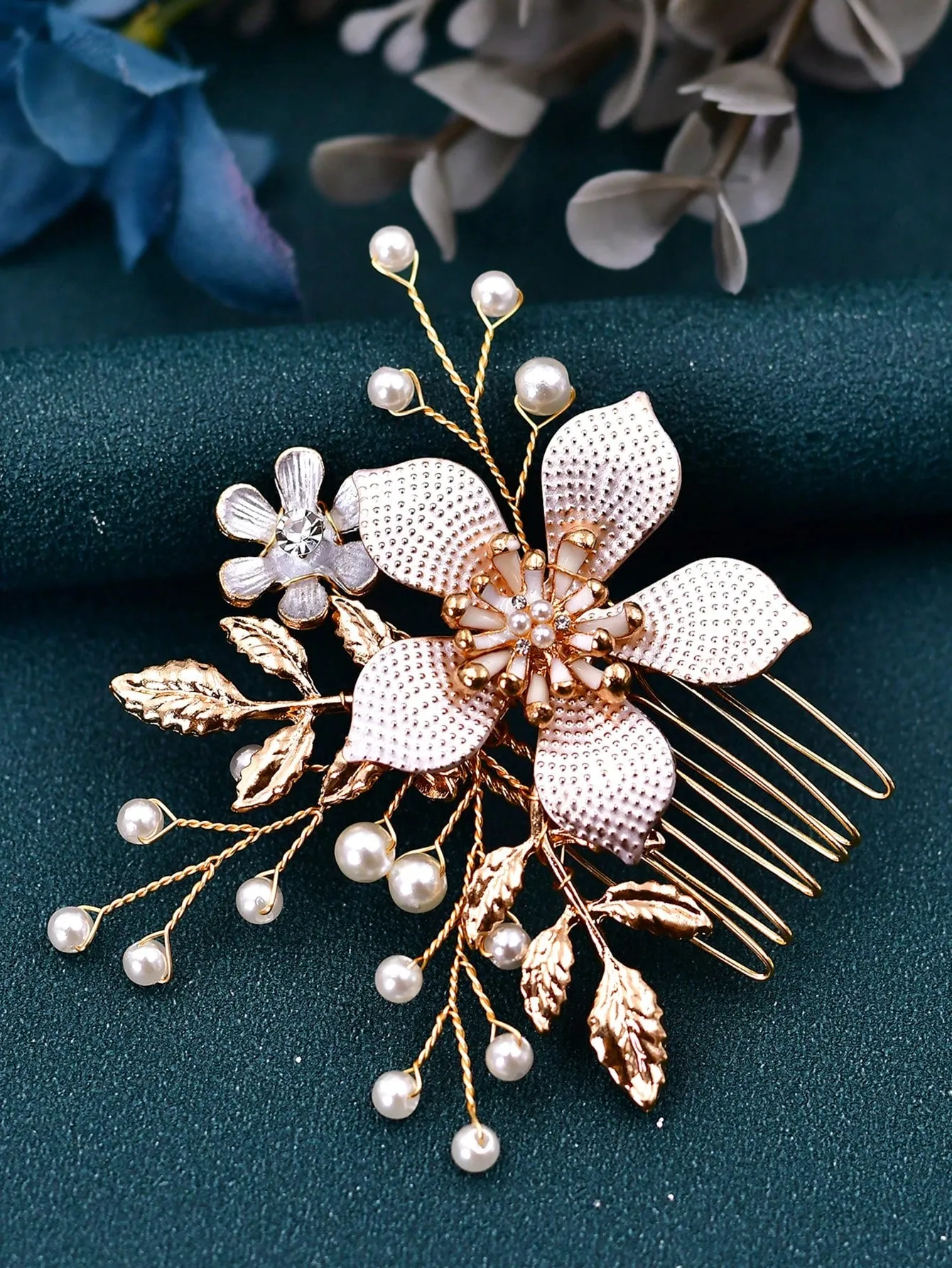 Bridal Hair Comb Gold-Tone Flower Decor Elegant Women Headpiece For Wedding Bride Bridesmaid