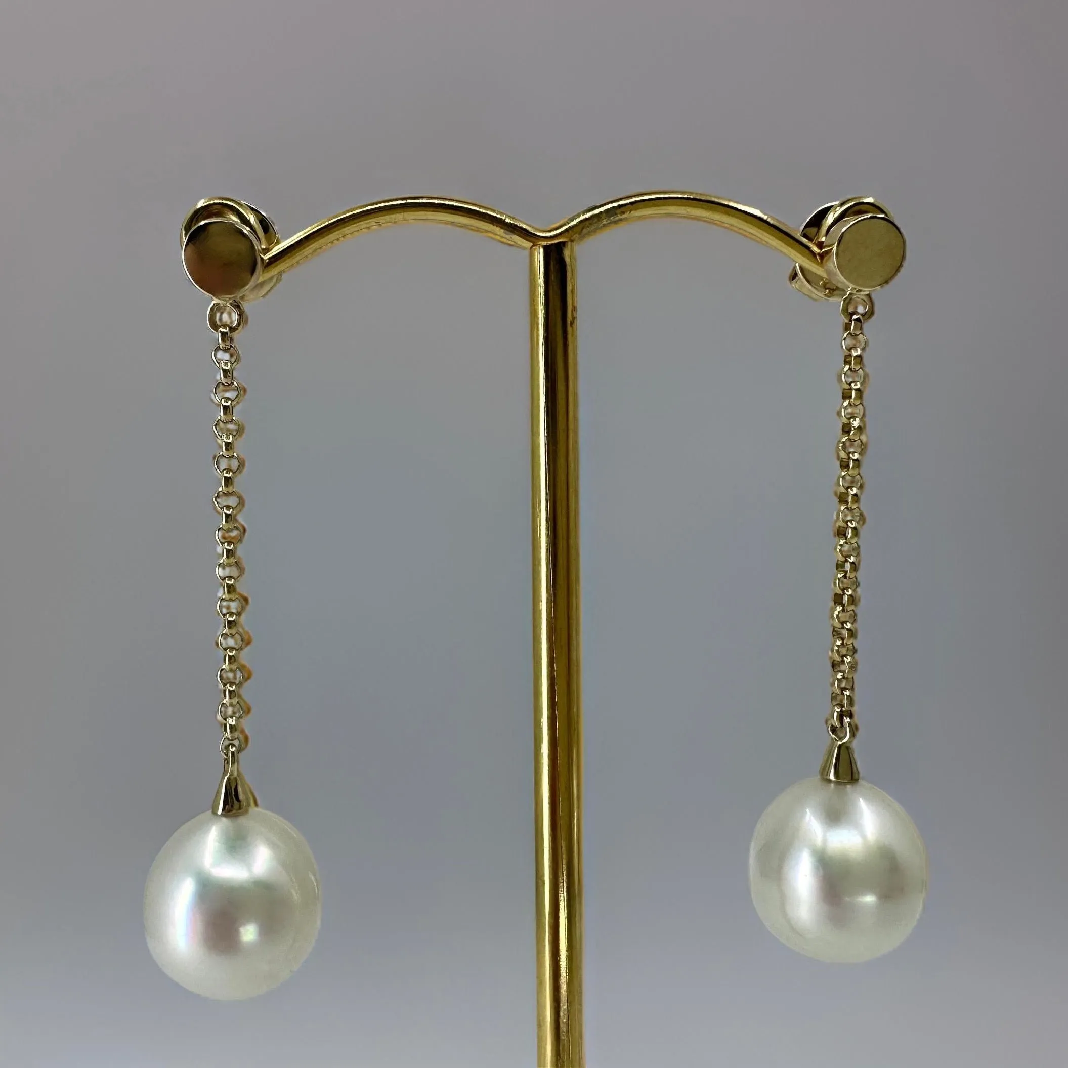 Broome Pearl 10mm Circle 9ct Chain Drop Earrings
