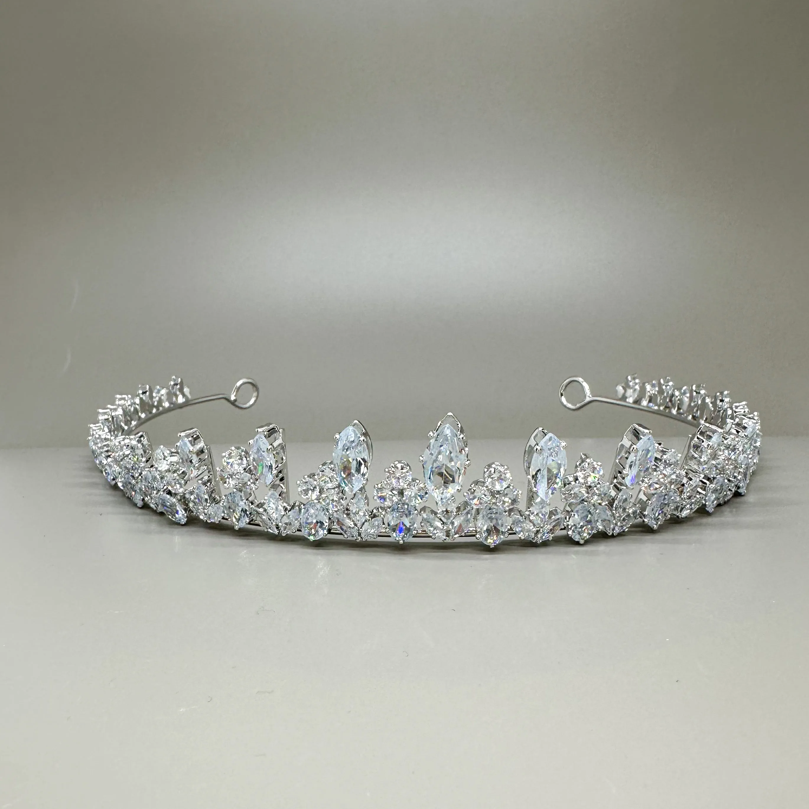 Crown 8