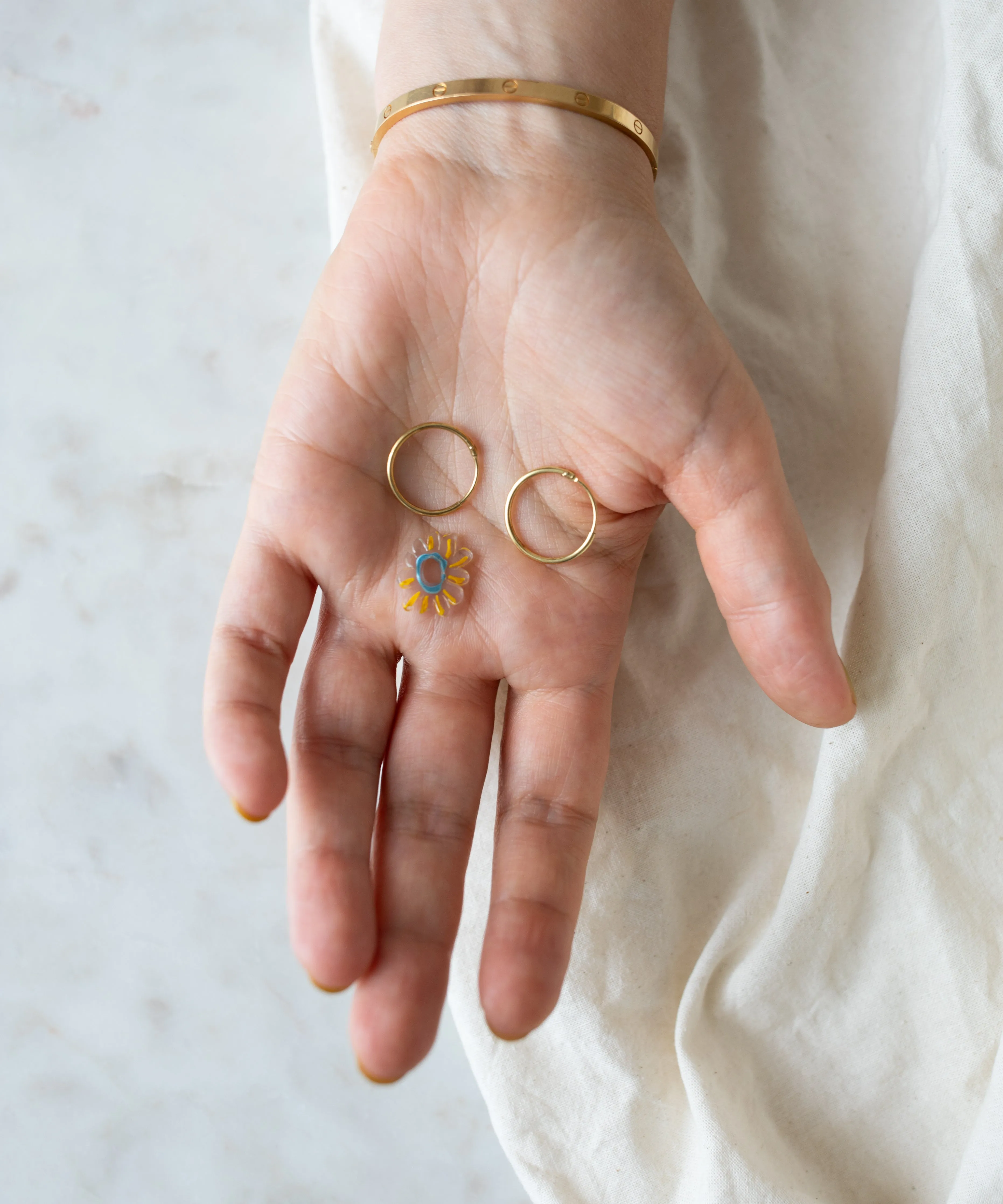Daisy Transparent Charm