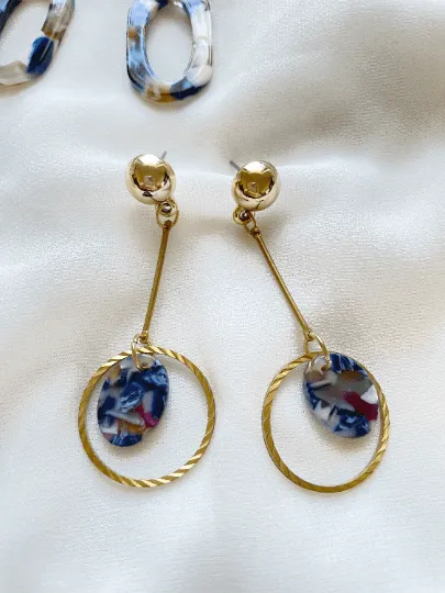 Disc double hoop shaped earrings | Marble effect Resin earrings | lucite acetate tortoiseshell | ocean multicolour drops dangle earrings