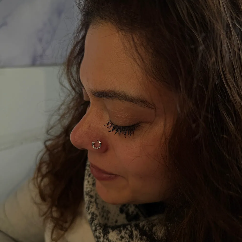 Intricate Circle Nose Pin