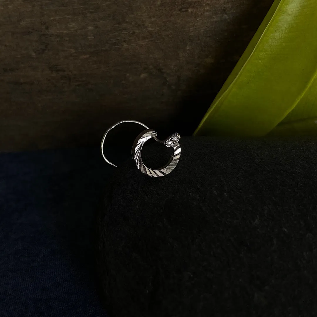 Intricate Circle Nose Pin