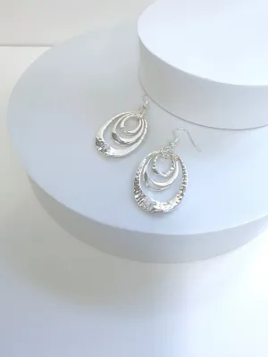Made in Italy Lagenlook Hammered circle Earrings. code E205