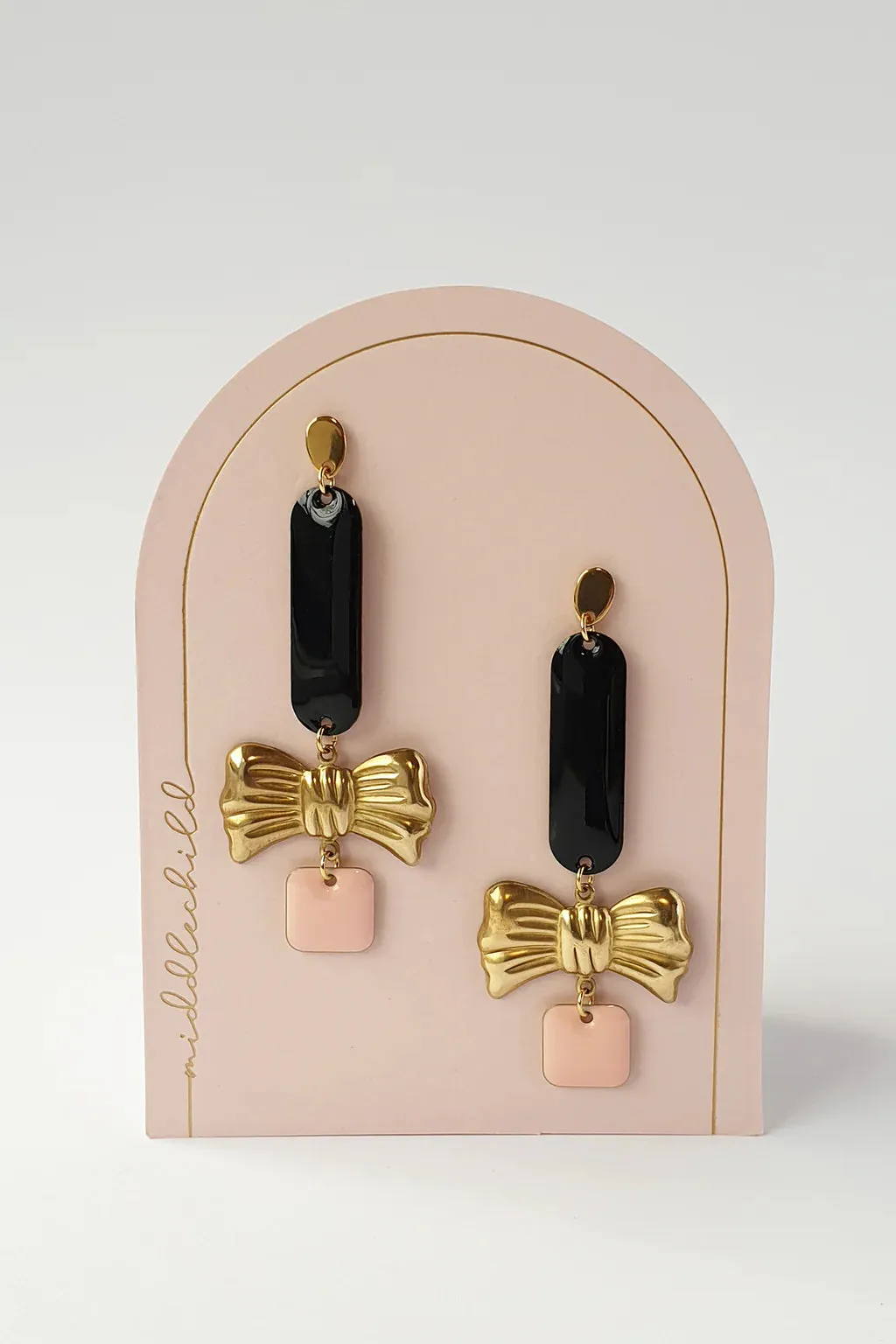 Middle Child earrings - Accolade
