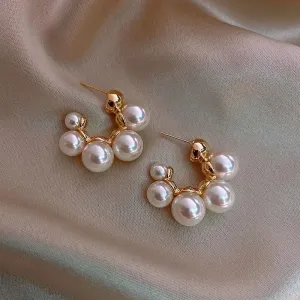 White and Gold Glamour Earrings