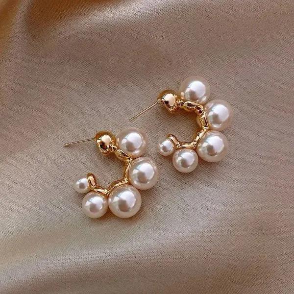White and Gold Glamour Earrings